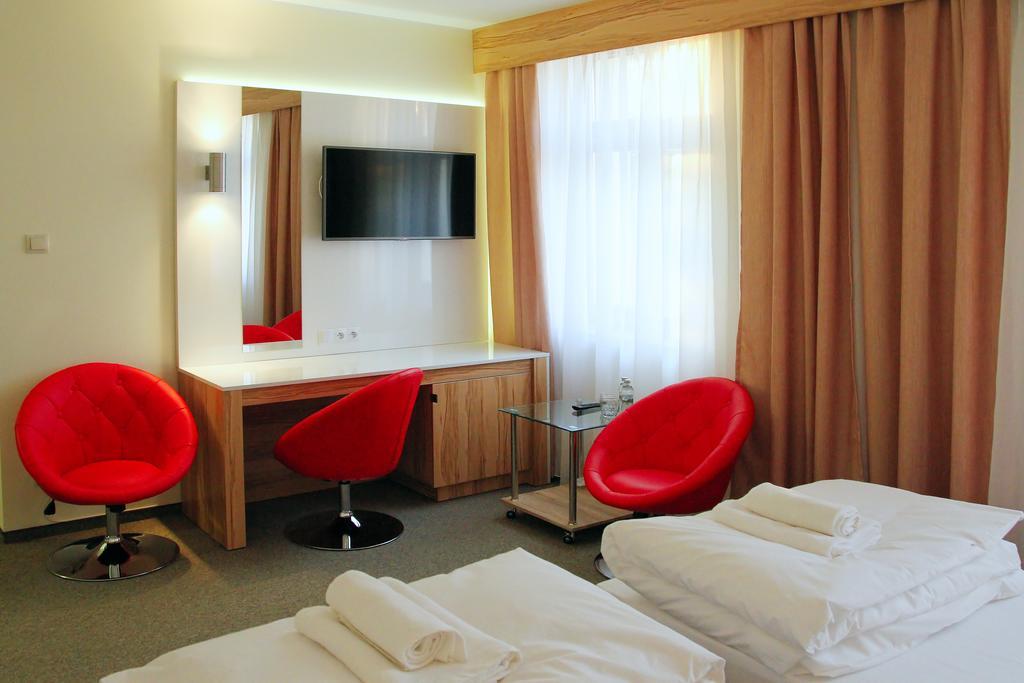 Hotel Przy Baszcie Legnica Camera foto