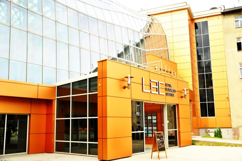Hotel Przy Baszcie Legnica Esterno foto